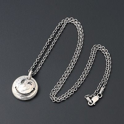 North Works Wink Smile Antique Silver Coin Pendant Necklace N-101