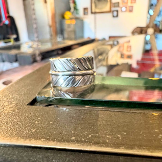CHOLOS Silver Feather Ring
