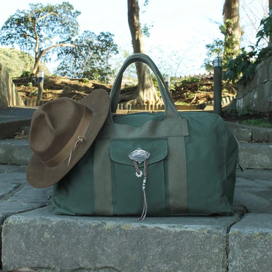 Mt.hill Kit Bag with Sterling Silver Concho