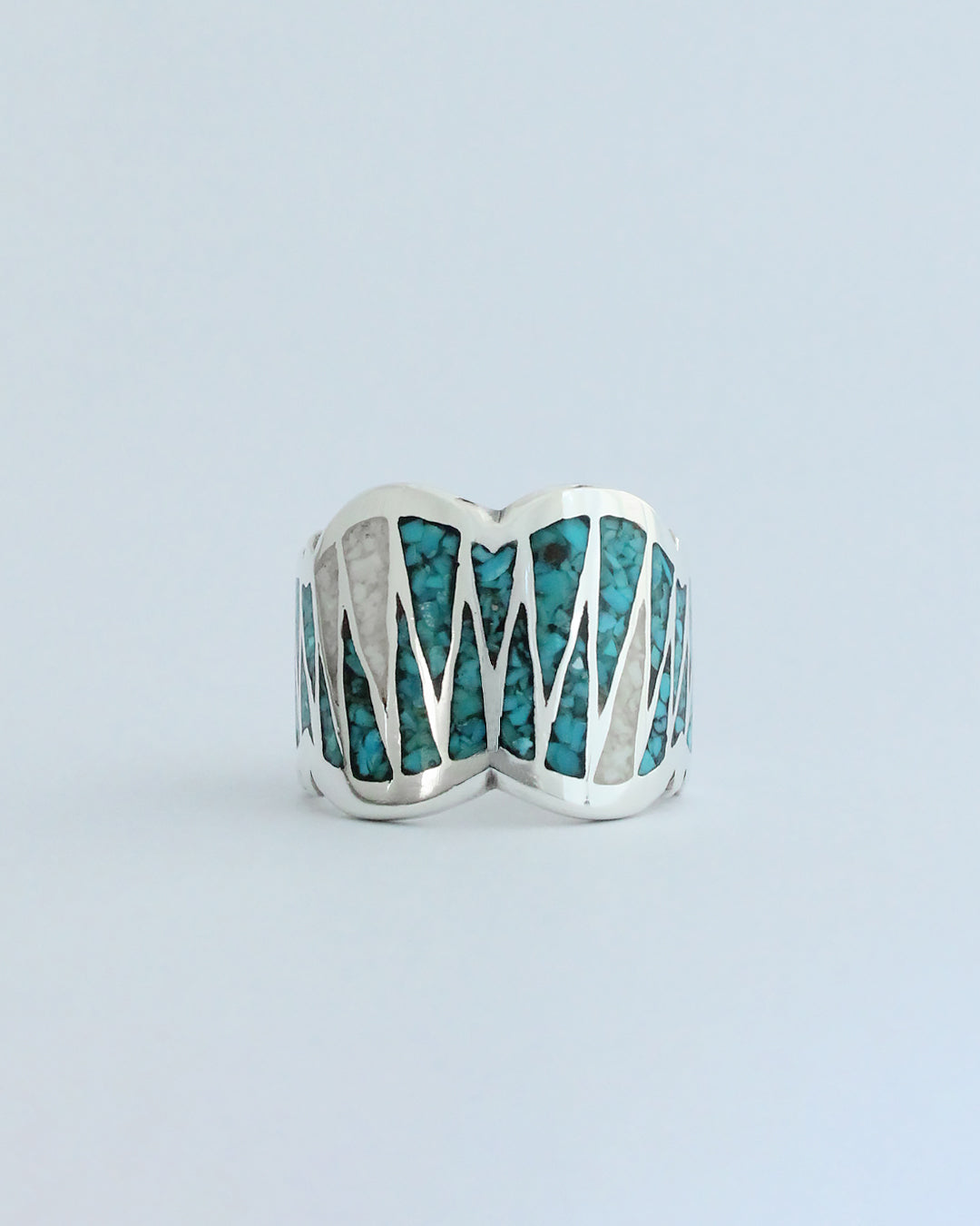 Mt.hil Turquoise Chip & Coral Inlay Shark Bite Sterling Silver Ring (Lot No. 21RG01)