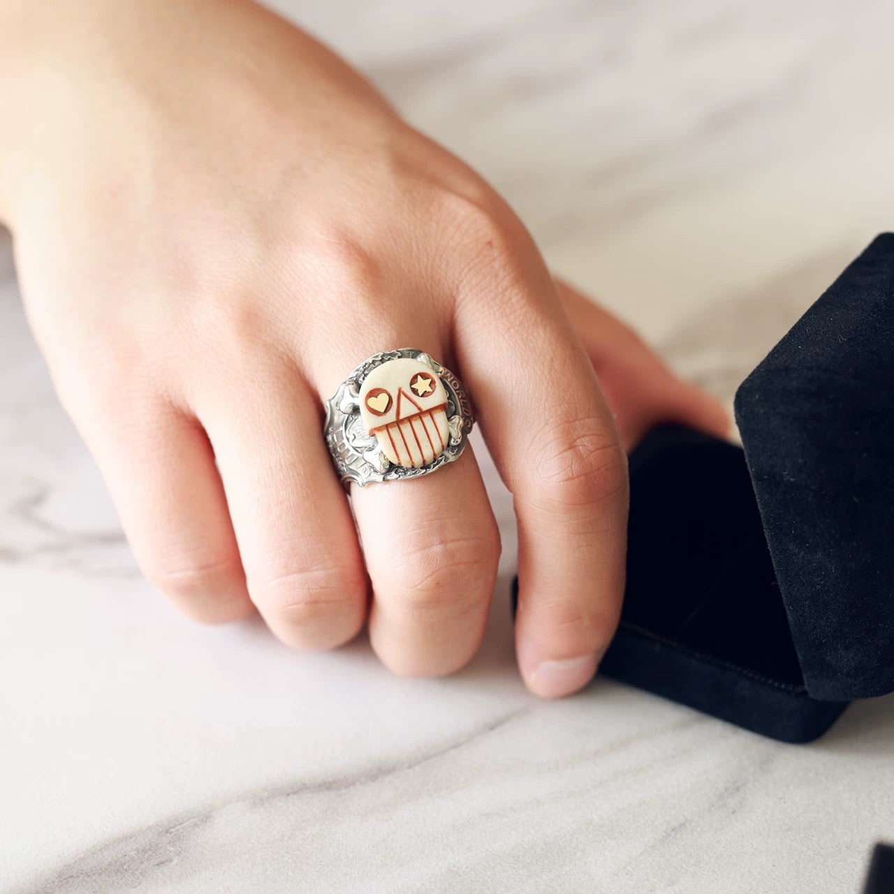 BLIND MAN TOGS Sugar vintage silver spoon ring with antler and K18