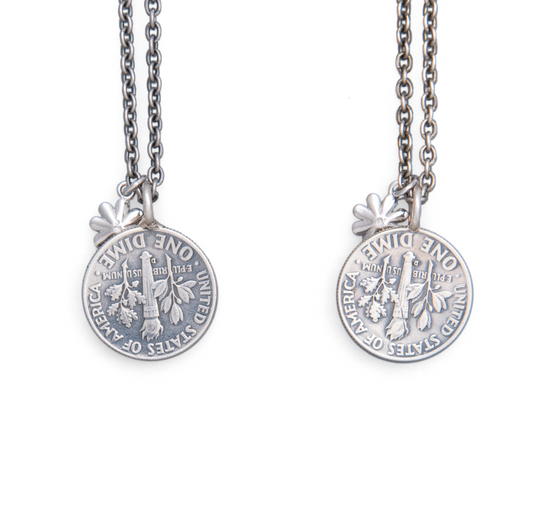 North Works Daisy Smile Antique Silver Coin Necklace N-660