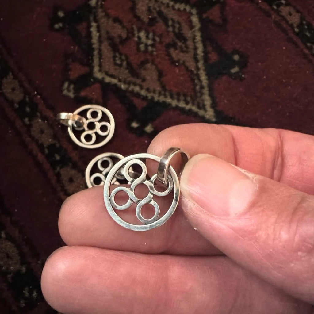 CHOLOS Infinity Logo Silver Disc Pendants detail 4