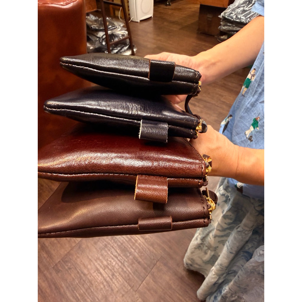 Y’2 LEATHER horsehide utility pouch styling