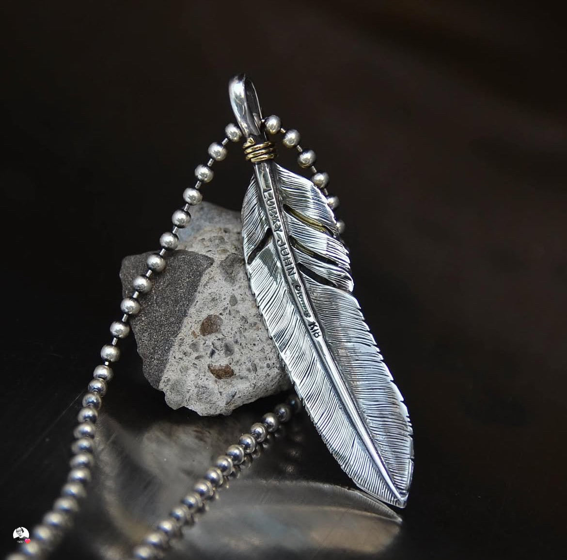 [Lucky John] Spiderweb Turquoise Feather x 18K Gold heart Feather