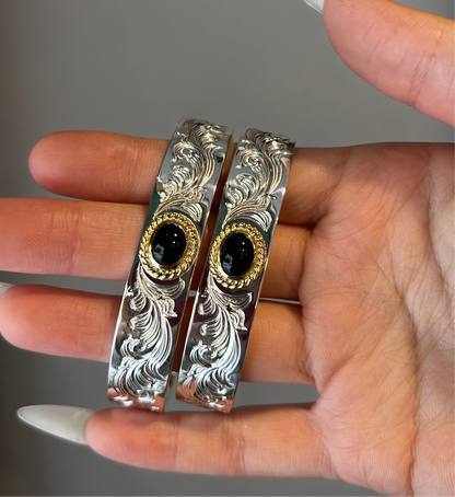 [Dear Blossom] Black Opal Gold Loop Bangle