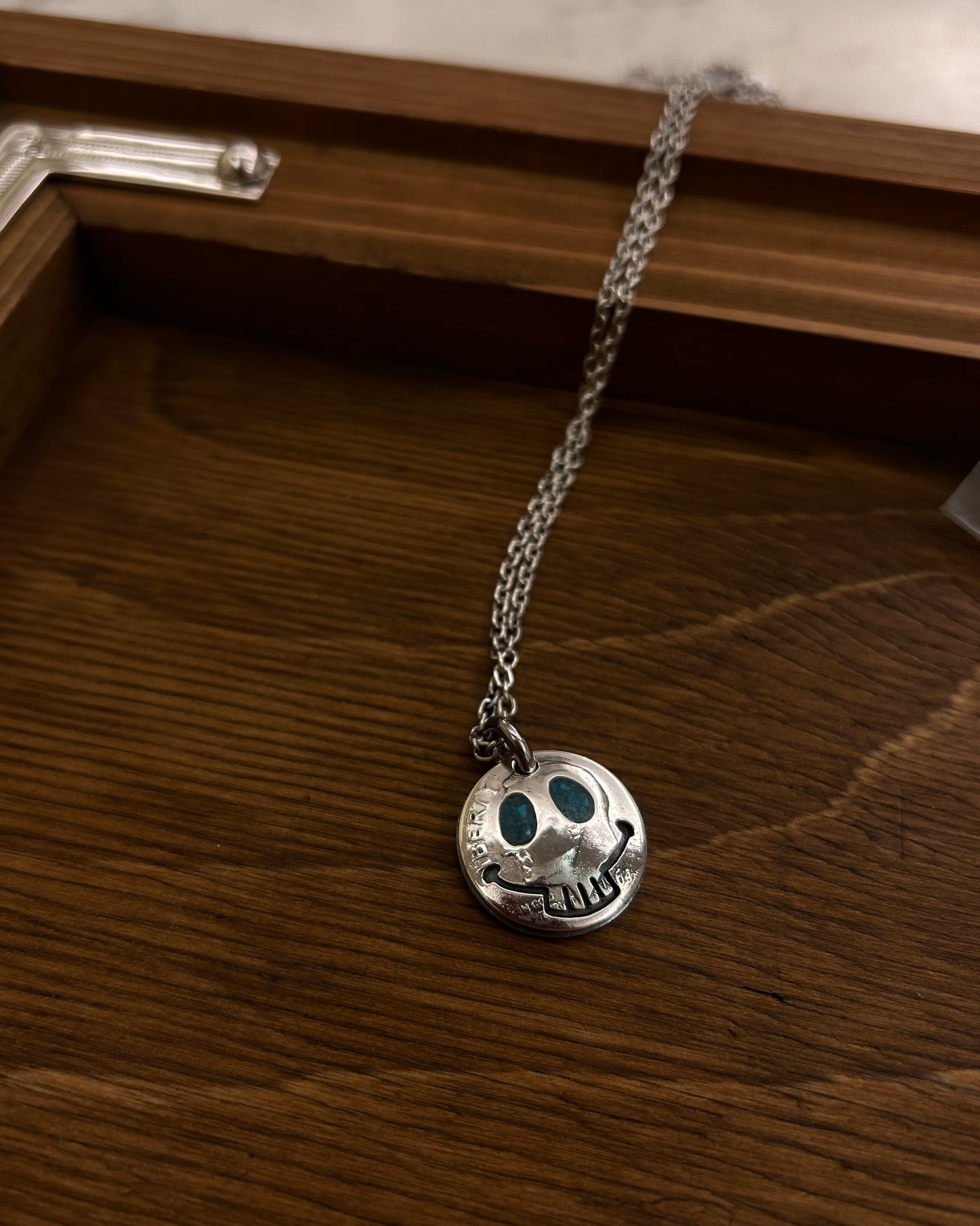 [North Works] Tuquoise eyes Skull Antique Coin Necklace