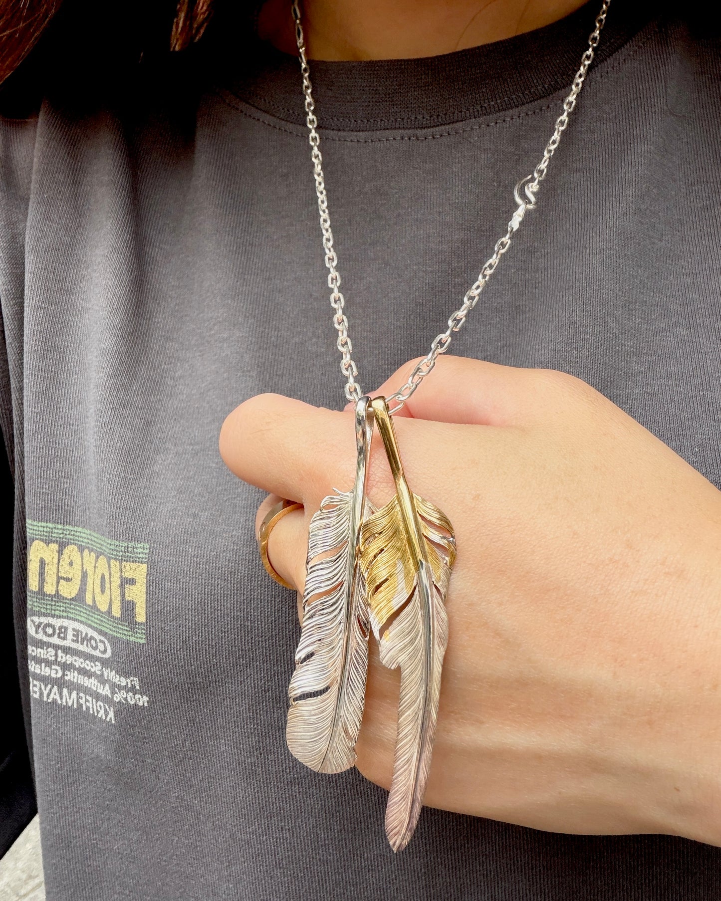 Yusuke Kosaka Works 小坂雄介 Go well Feather Pendant