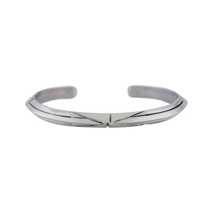 [North Works] Silver Hand-Engraved Bangle Bracelet W-407