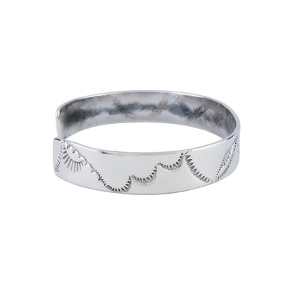 [North Works] Silver Hand-Engraved Bangle Bracelet W-414
