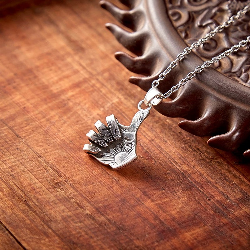 [North Works] N-507 Peace Hand Antique Coin Pendant Necklace