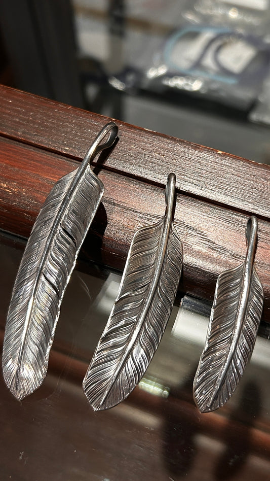 [CHOLOS] Silver Feather Pendant
