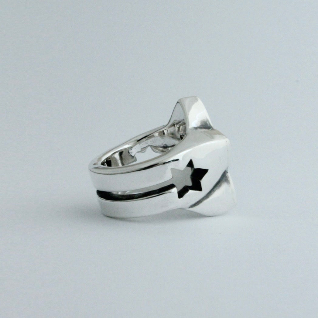 Mt.hill Signet Ring “Star”