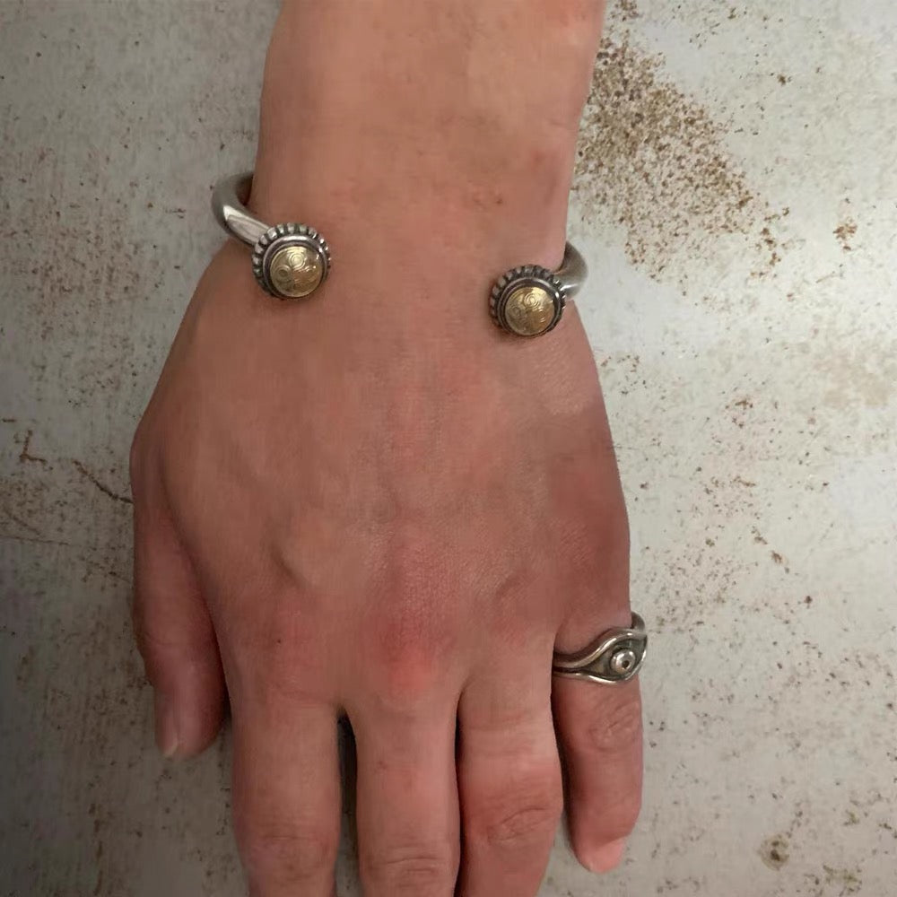 CHOLOS Ritual Bangle with 18k Infinity Logo