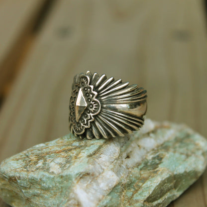 [Mt.hill] Sun Burst Ring with Silver Eyedazzler