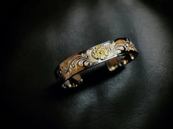Dear Blossom Gold Flower Arabesque Bangle B-020
