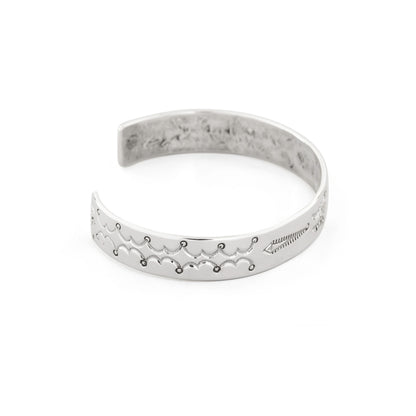 [North Works] Silver Hand-Carved Bangle W-608
