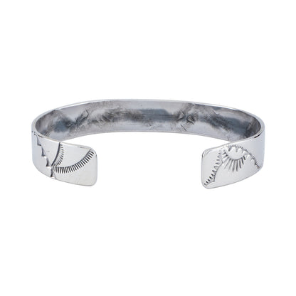 [North Works] Silver Hand-Engraved Bangle Bracelet W-414