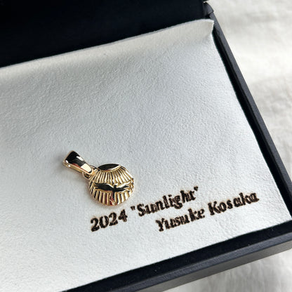 [Yusuke Kosaka] "Sunlight" Gold Plate Pendant
