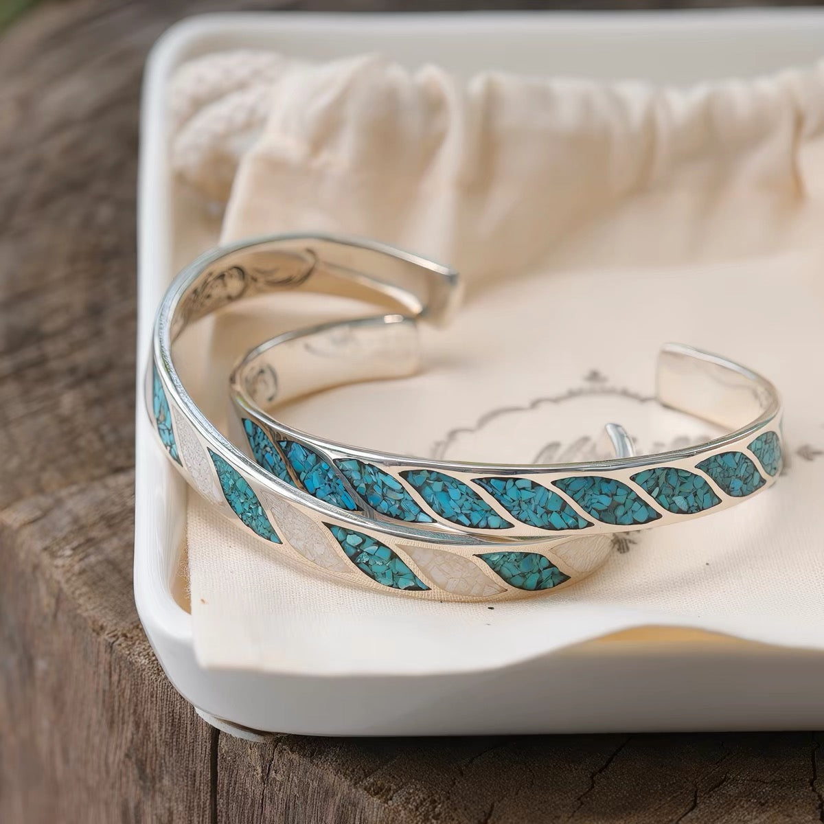 Mt.hill Turquoise Chip Inlay Silver Bangle