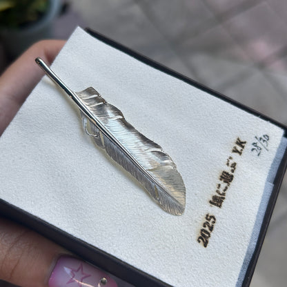 [Yusuke Kosaka] "Playing in the wind" Silver Feather Pendant