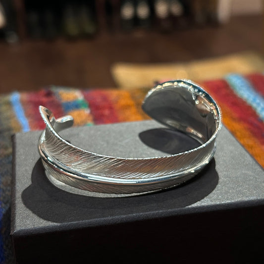 [Yusuke Kosaka] Be the best Feather Bangle