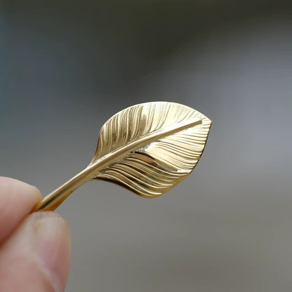 [CHOLOS] Gold Heart Feather Pendant