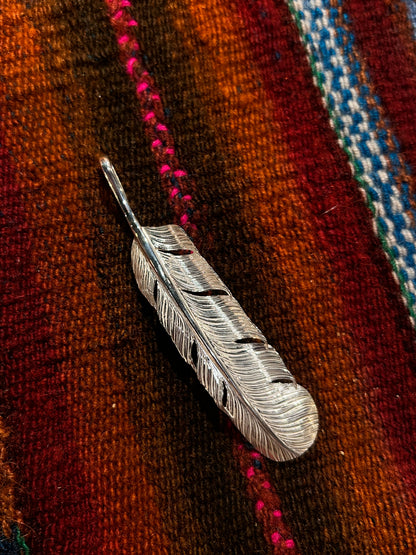 [Yusuke Kosaka] "Good Fortune" Silver Feather Pendant