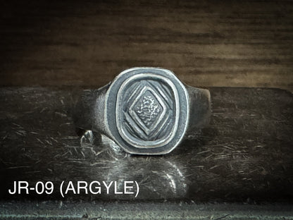 [JANGO] ARGYLE Signet Ring