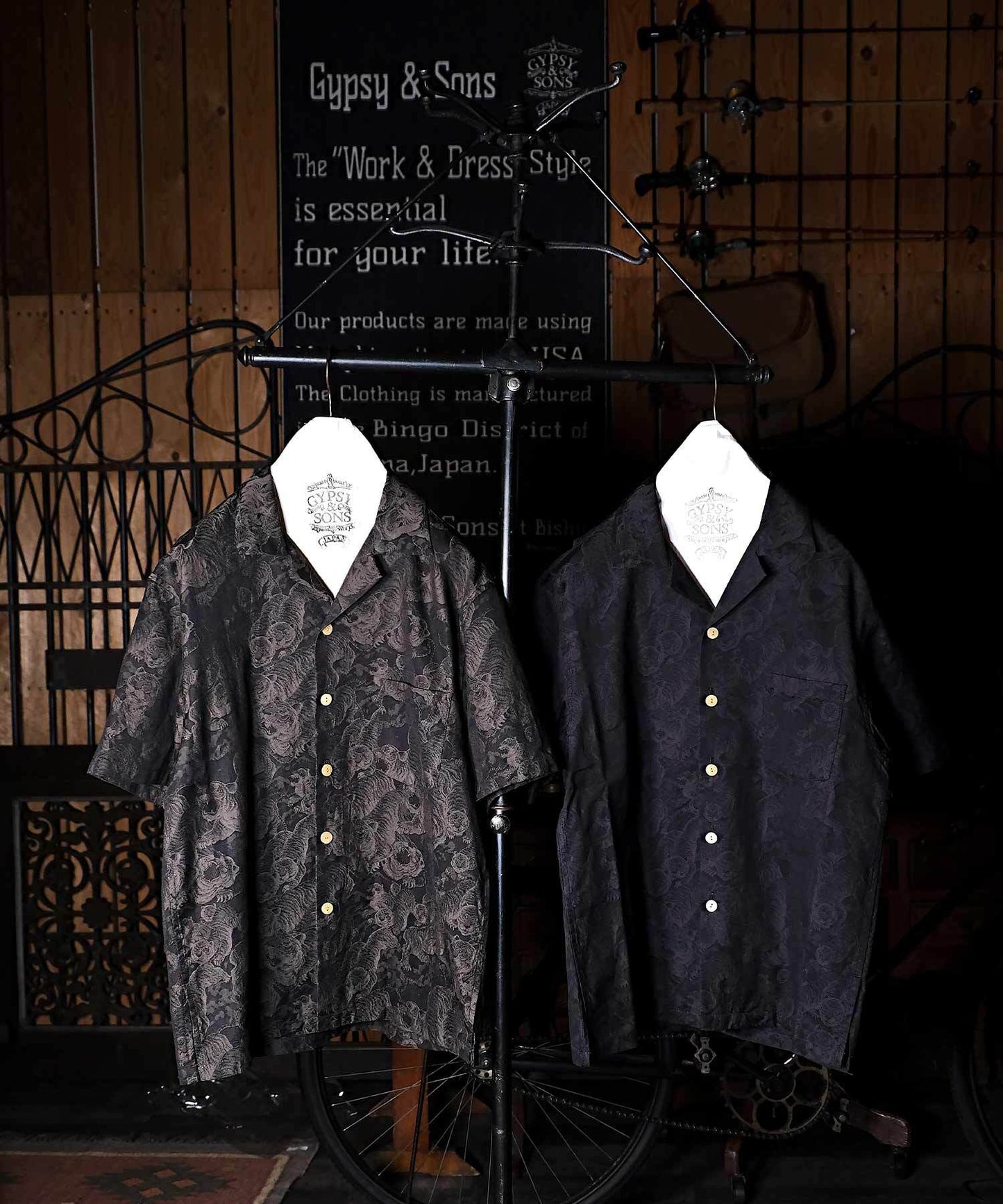 [Gypsy& Sons] GS2449927 HUNDRED TIGER SHIRTS Vintage Camp Collar Shirt