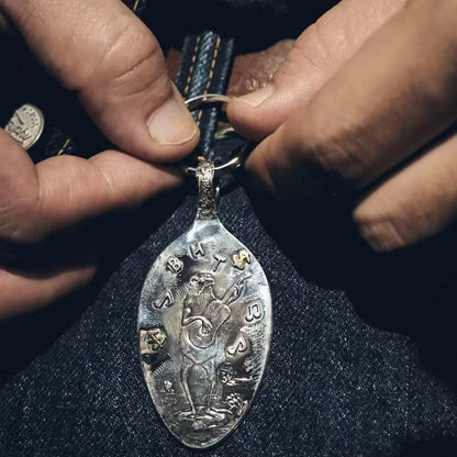 [Blind Man Togs] Guitar Playing Frog key holder/keychain 18k gold