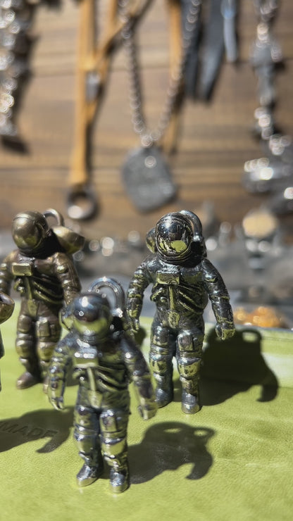 [KOPO Metal] Astronaut Pendant