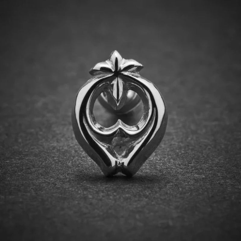 Dear Blossom P-026 Crescent Eagle Stamp Stud Earrings