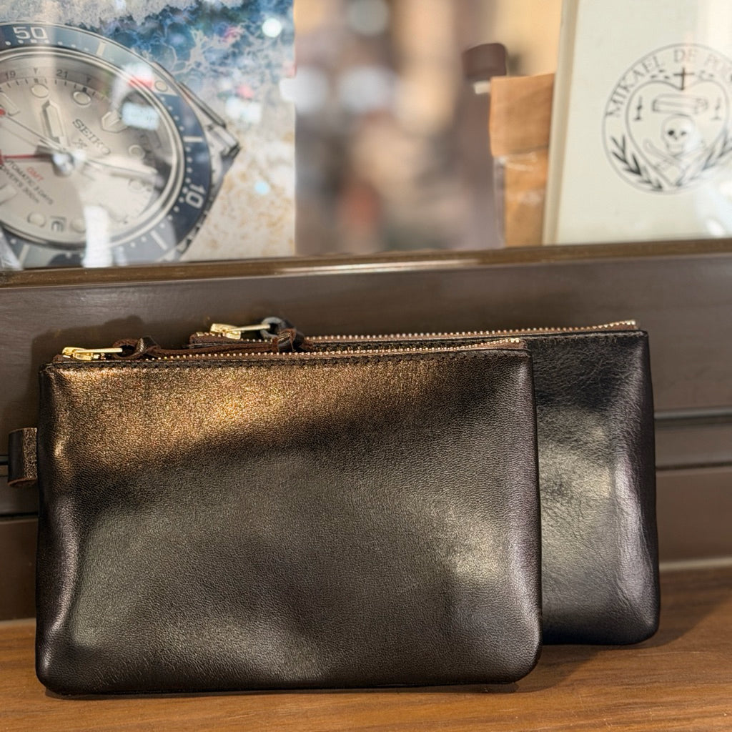 Y’2 LEATHER tea-core horsehide pouch