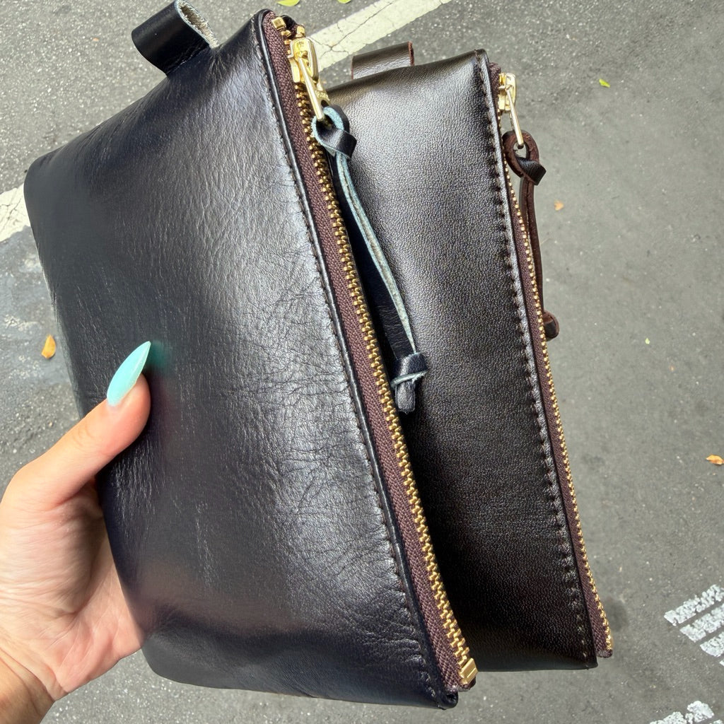 Y’2 LEATHER horsehide utility pouch