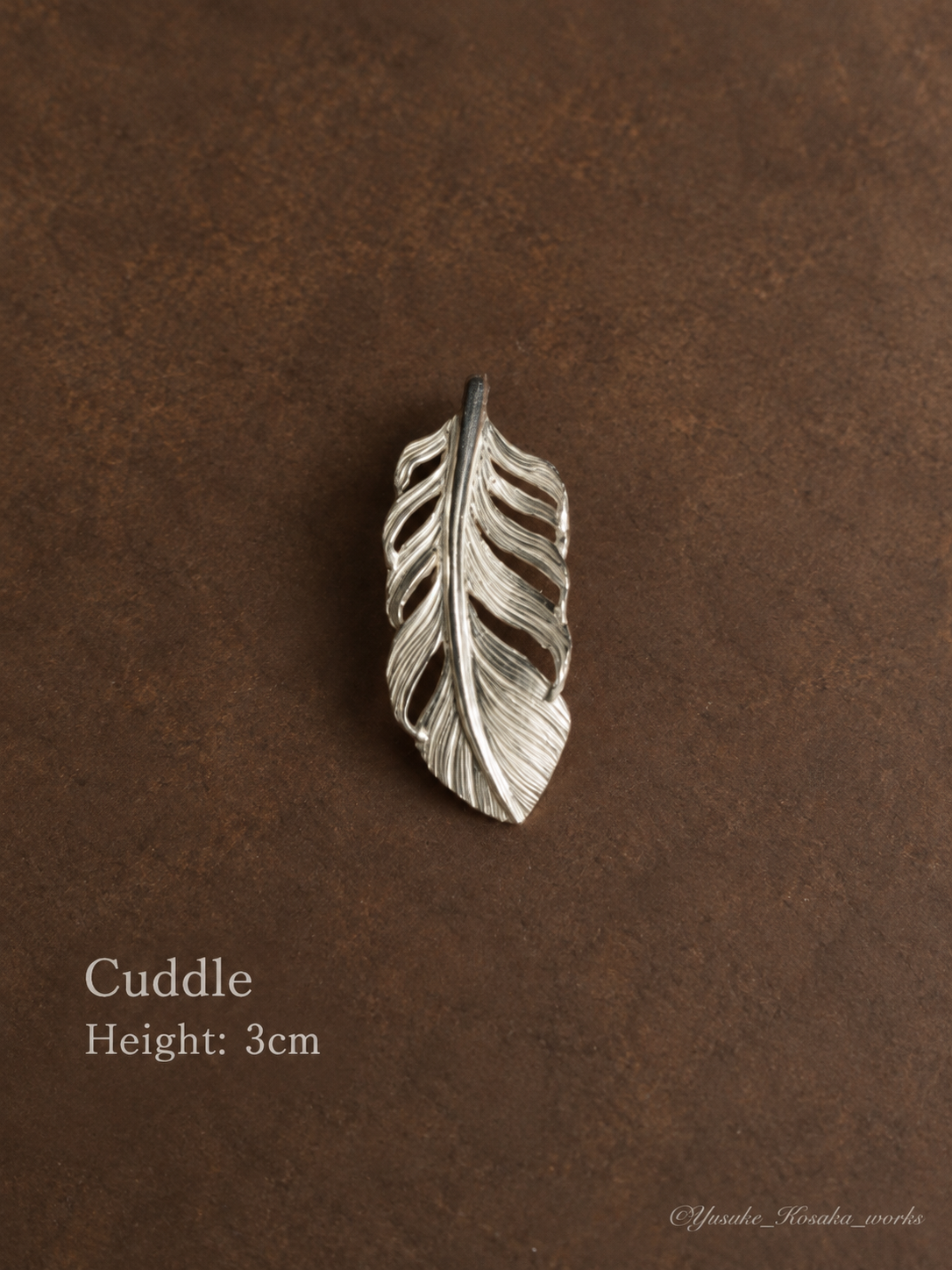 Yusuke Kosaka Cuddle silver feather pendant, height 3cm