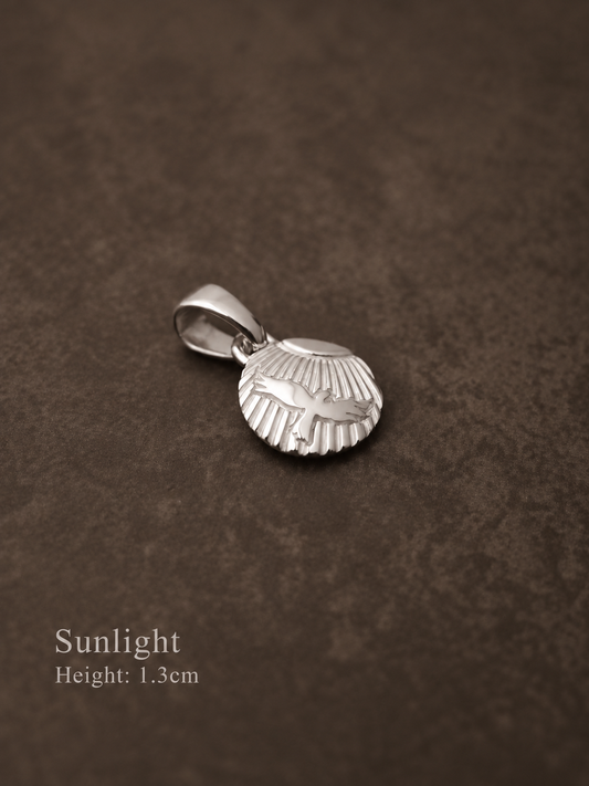 Yusuke Kosaka Sunlight silver plate pendant, height 1.3cm