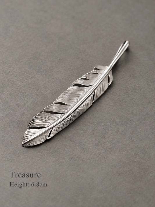Yusuke Kosaka Works Treasure silver feather pendant, height 6.8cm - angled view